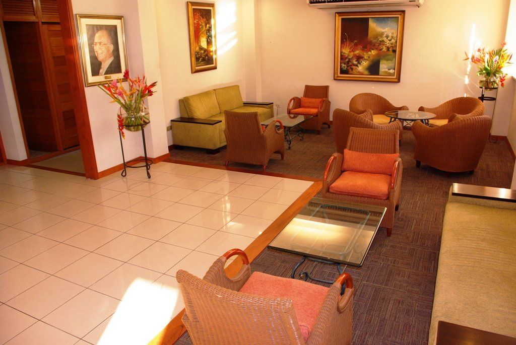 Victoria Regia Hotel Iquitos Exterior foto
